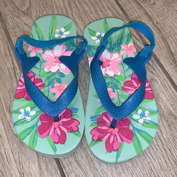Flip Flop Bundle! Three (3) Toddler Pairs - Picture 6 of 7
